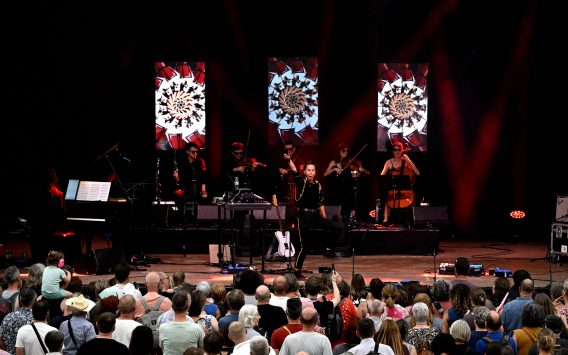 Phanee De Pool_001_Martial Racine